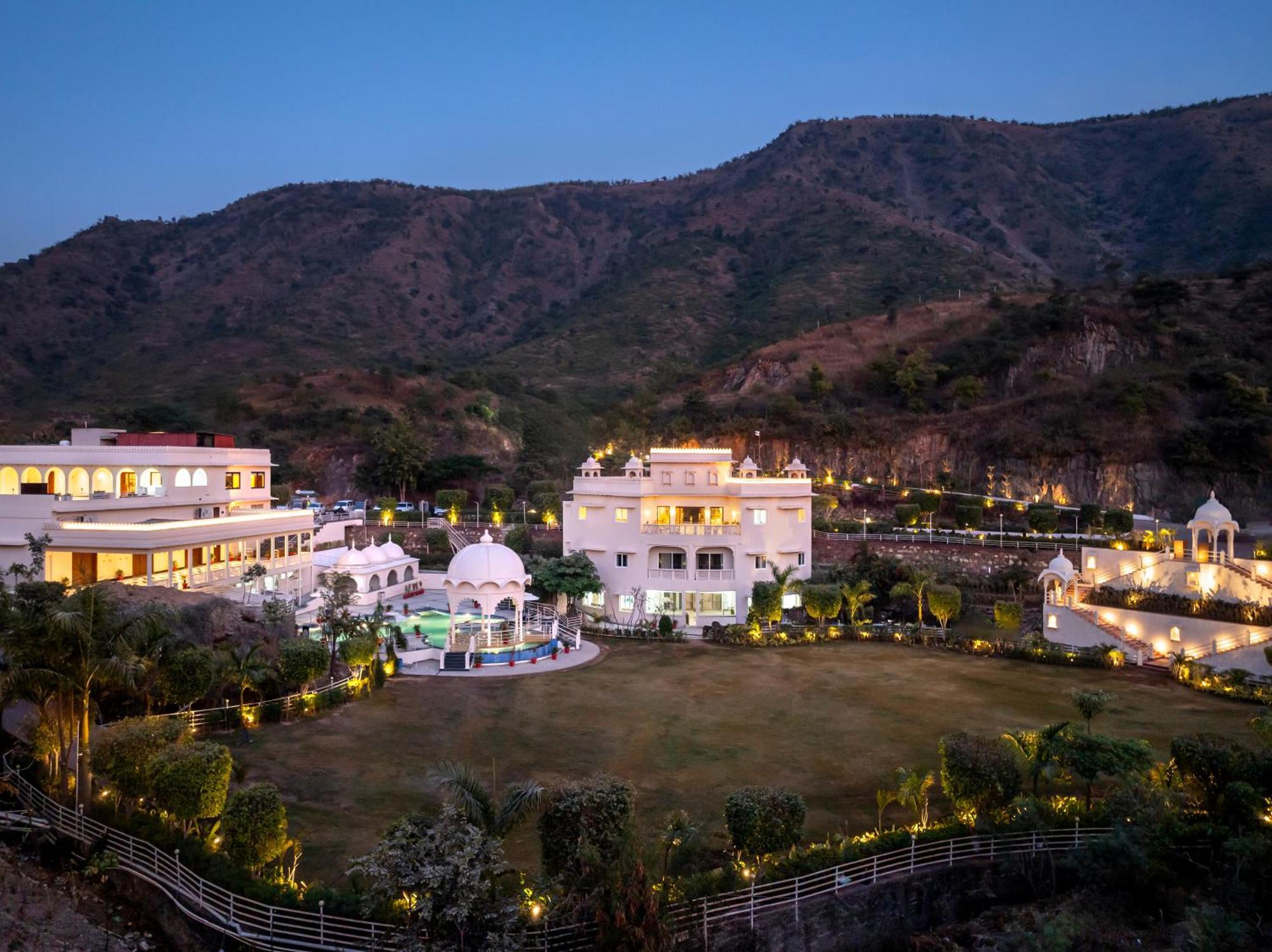Sayaji Resorts & Spa Udaipur Esterno foto