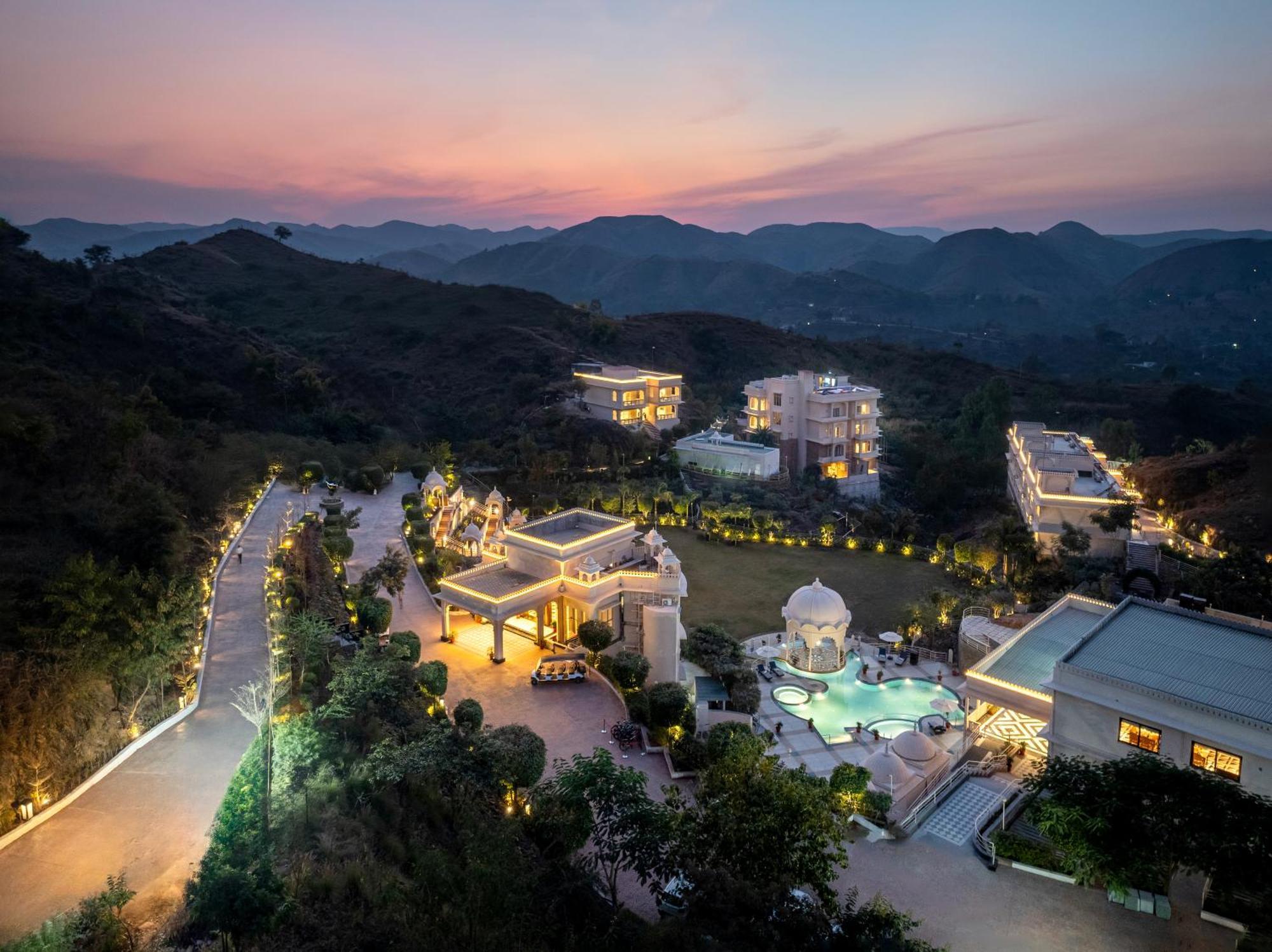Sayaji Resorts & Spa Udaipur Esterno foto